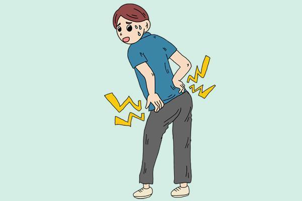 经常腰痛多是得了腰间盘突出异常表现全符合腰椎伤得不轻了