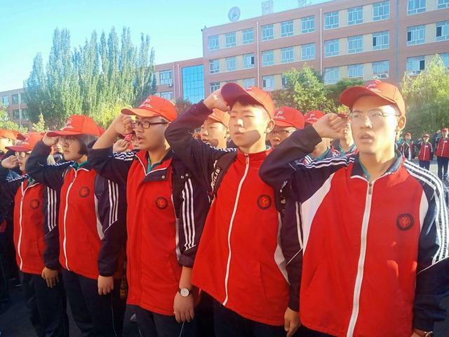 河北创城记记宣化四中教育集团第一届高一年级学生远足活动