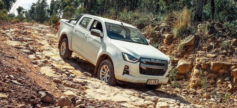 2021款五十铃d-max ls-m:越野皮卡竞赛不怕输