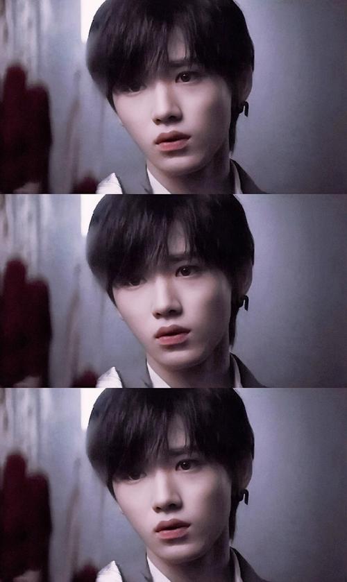 今晚是宋亚轩的耳钉