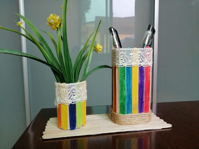 格灵蓝幼儿园——手工制作《笔筒》与您相约