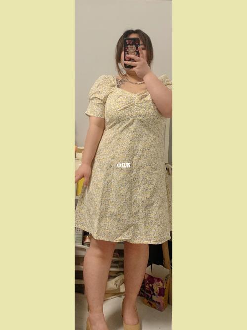 160斤胖女孩|嫩黄色法式碎花连衣裙|超甜美_穿搭_法式