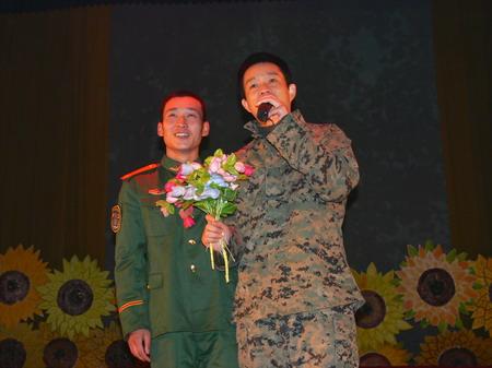 武警8644部队演出照片1_小曾歌手_新浪博客