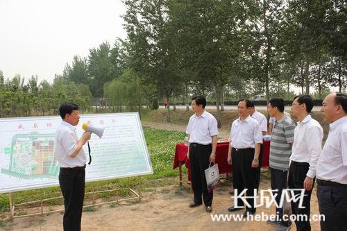 国家林业局奔赴威县检查退耕还林匹配工程