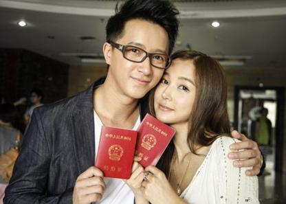 韩庚姚星彤晒结婚证 结婚证需要办理的程序(图)