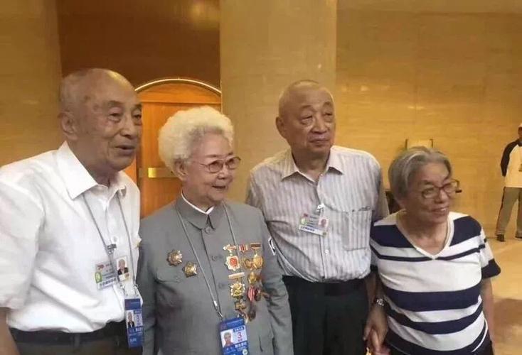 陈明仁孙女陈见苏 董其武儿子董都祥 陶峙岳孙子陶煕民 赛福鼎外孙女