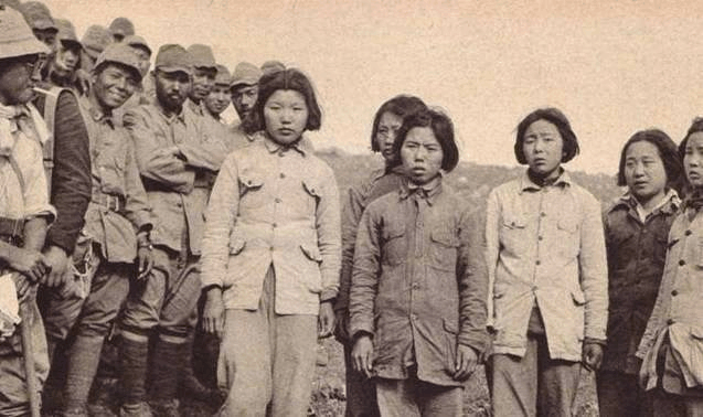 被日军俘虏的女战士,坦然面对,无所畏惧,中国永远的英雄