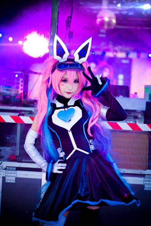 王者荣耀 安琪拉心灵骇客真人cos版 那是真的又酷又美