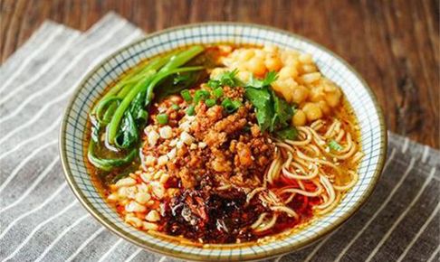 重庆小面去哪学推荐重庆食尚香餐饮培训中心