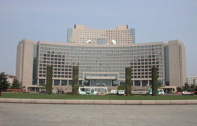 &mdash;&mdash;青岛市政府机关办公大楼的监理工作,这在东方监理