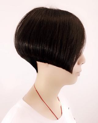 2015 年流行发型短卷发|女生沙宣短发发型图片|女士短发烫发发型设计