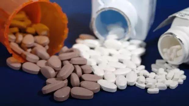 3,镇静剂 cwc表示,某些镇静类药物例如苯二氮(benzodiazepine)在对