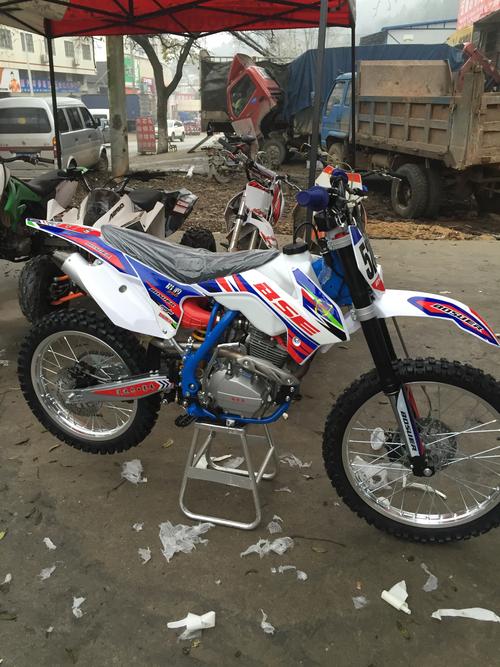 高颜值专业越野【波速尔猎豹】