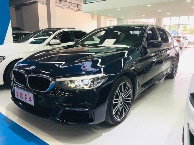 【成都】2018年1月 宝马 宝马5系 2018款 530li 领先型 m运动套装 手