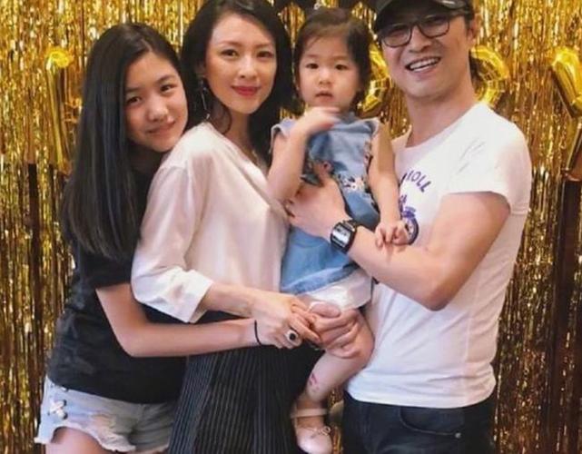 汪峰女儿发布新歌作词作曲全包这是想要全面进入娱乐圈了