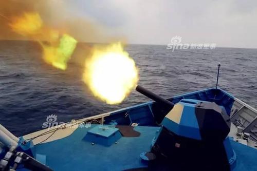 解放军022导弹艇近距细节图:630舰炮火力凶猛