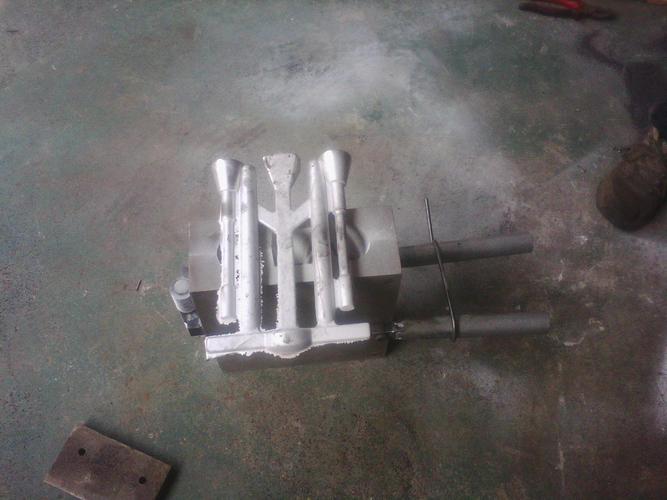 gbt1173-1995铝合金拉伸试棒模具