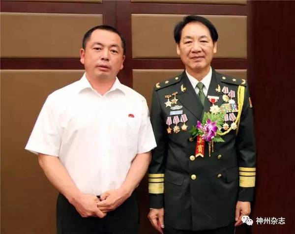 单政达:红高梁映照着一座城市的文明