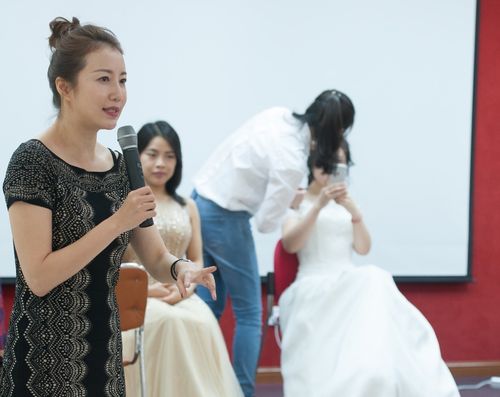 大咖说6丨高跟鞋女王赵若虹x26amp明星造型师联袂为准新娘奉上速美