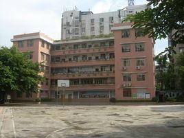 荔湾区广雅小学