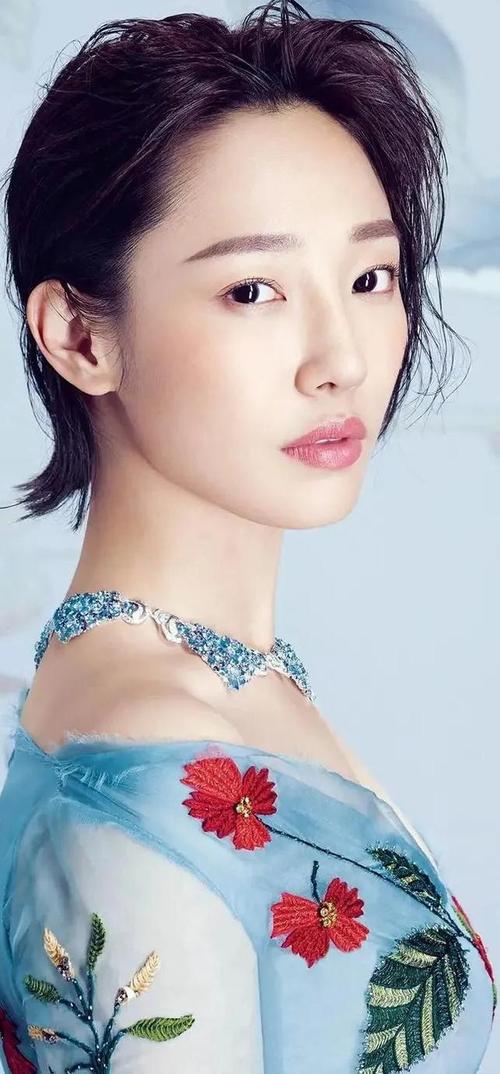 白百何写真全集53p