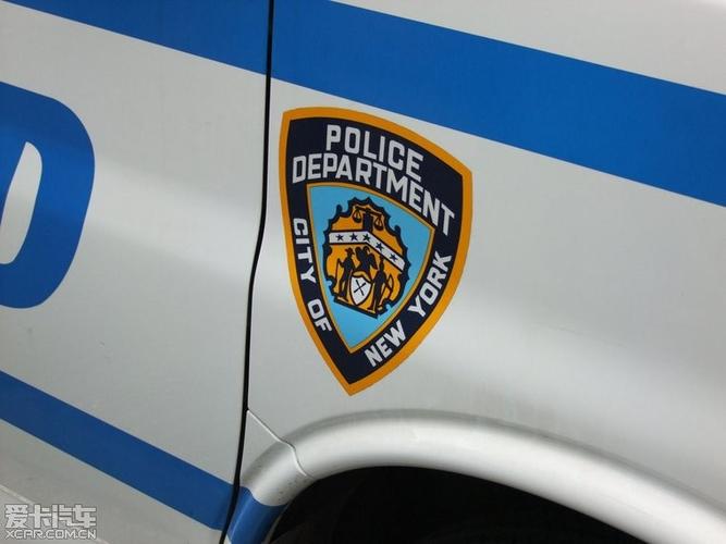 > 纽约警车,从天籁开始～～～还有一些其它车