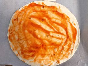 用墨西哥玉米饼做鸡肉披萨|薄脆可口