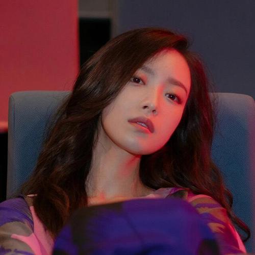 惊艳四座丨倪妮话剧《幺幺洞捌》演技配美颜,一切就不