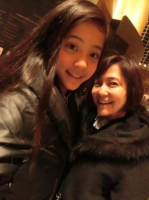 对此,心疼女儿的傅娟忍不住为女