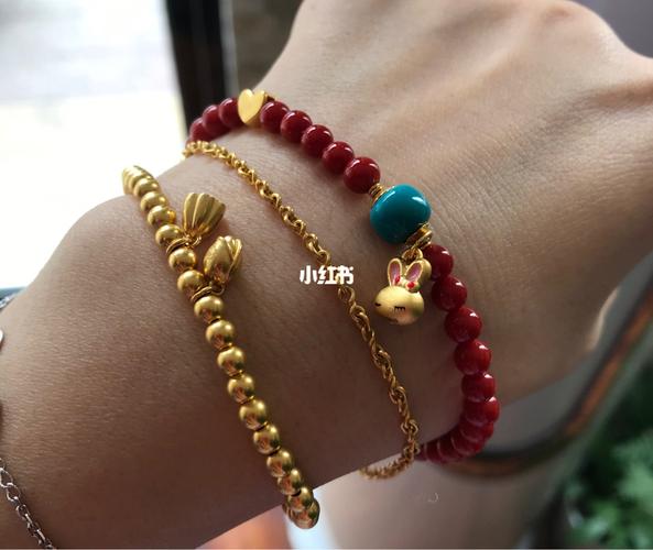 珊瑚手链_珊瑚_手链_配饰_搭配_手串_玉化_配饰分享_时尚_配饰
