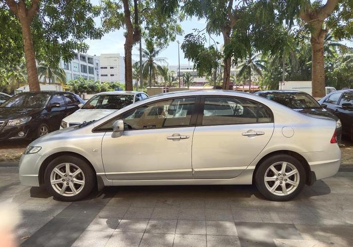 【海口】2011年1月 本田 思域 2009款 1.8l 自动舒适版 自动档