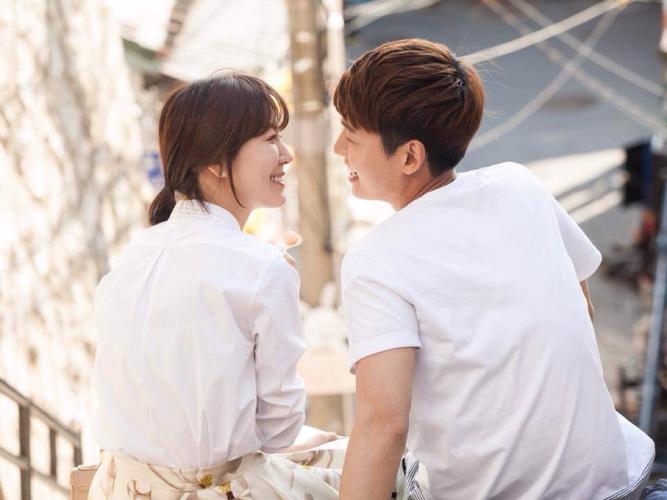 陷入纯情郑京浩