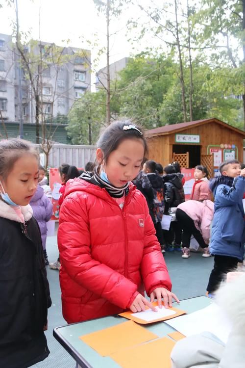 童年不同样乐考伴成长灵龙小学低段学科虎年乐考嘉年华