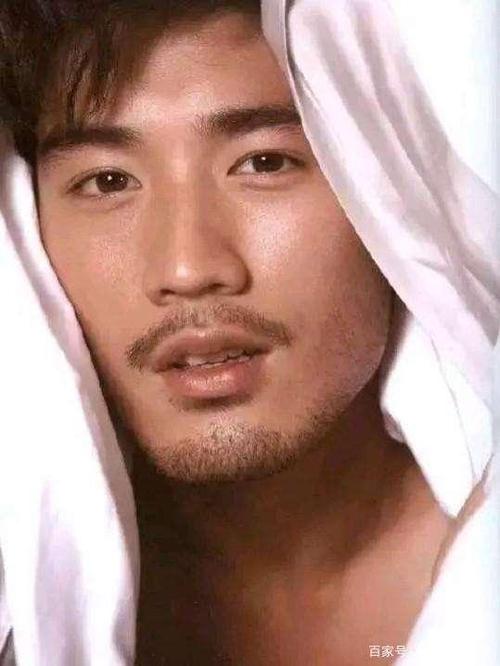 高以翔生前照片3