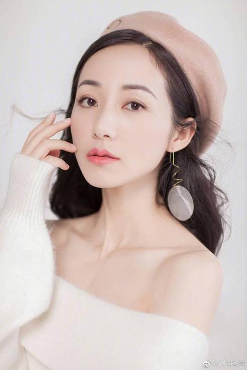 韩雪时尚大片,精致迷人的五官,优雅成熟的气质,妥妥的
