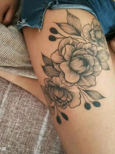 素花_纹身图案手稿图片_﹏°彼得潘ゝ的纹身作品集