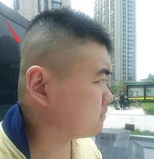 龙凤胎姐弟,一个圆头,一个扁头,头型对宝宝颜值的影响