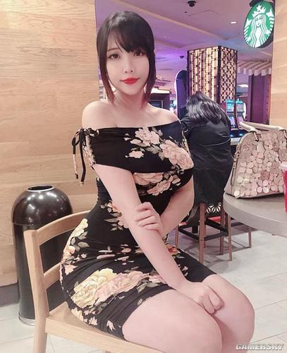 百万人慕名而来越裔美国正妹hanabunny