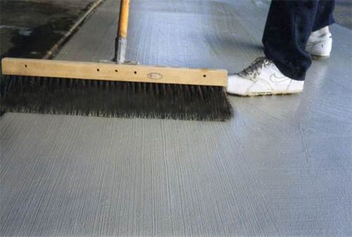 安茂福公路地面混凝土超平地坪施工整平提浆抹平拉毛毛刷