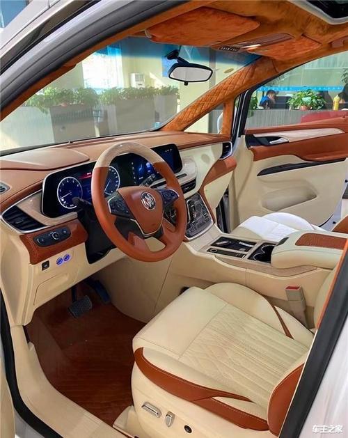 别克gl8内饰改装案例,印花地板搭配航空座椅简直绝配