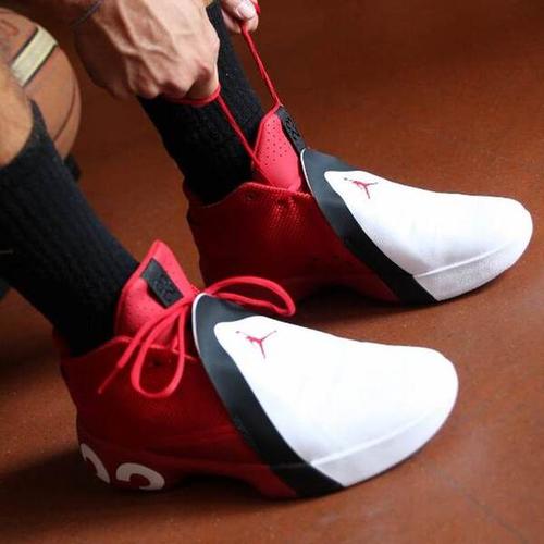 [nice美国购] 巴特勒新款红白拼接运动缓震男篮球鞋 3 ultra.