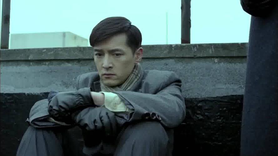 伪装者:明楼正式下达任务,让明台成为双重间谍,明台