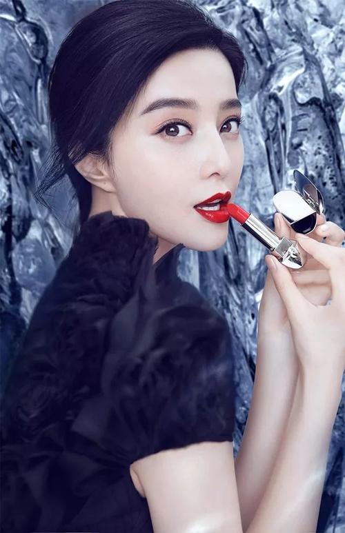新晋带货女王范冰冰同款口红来袭耀眼开年从女王红妆开始