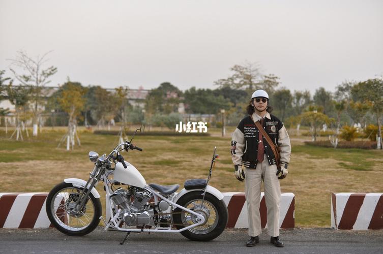 复古摩托车/chopper_复古_穿搭_古着穿搭_汽车_摩托车