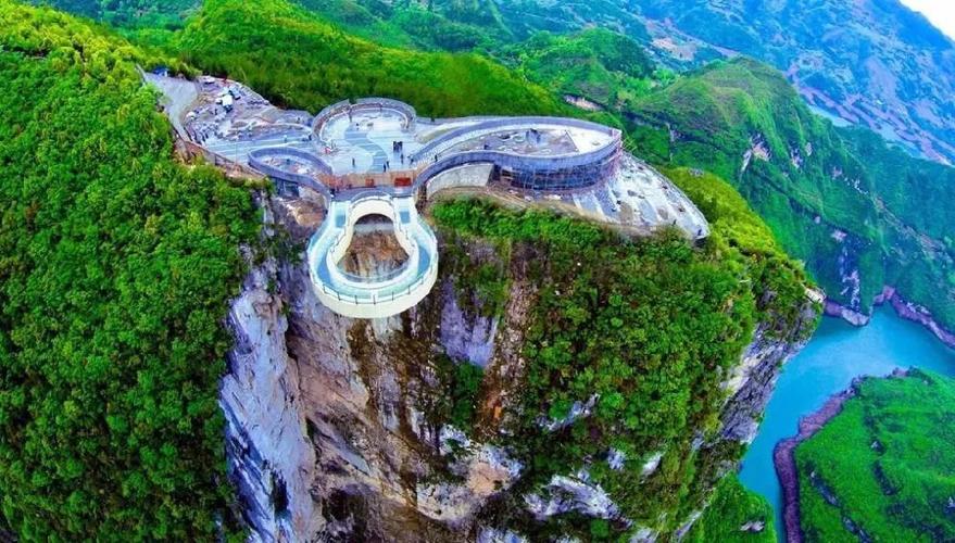 重庆旅游 重庆景点 景点攻略 > 重庆云阳龙缸景区万州籍怎么免费入园?