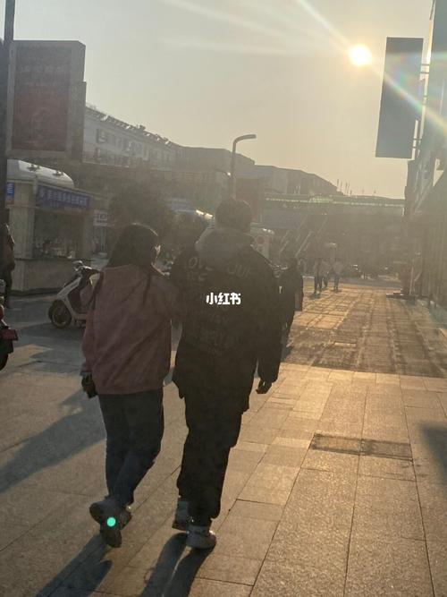 和男朋友要拍好多好多背影照哇!_男朋友_情话_浪漫_情感_两性