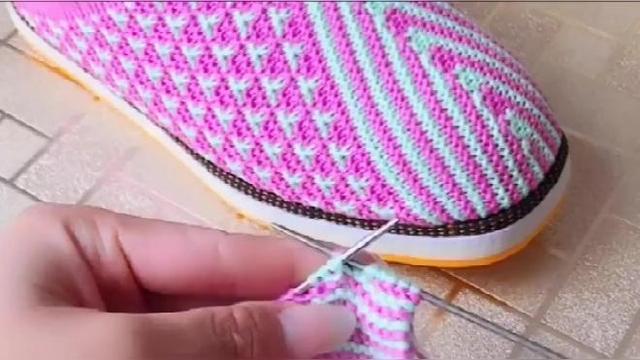 特火毛线针织拖鞋教程22,三针三针的丢,三针三针的织!