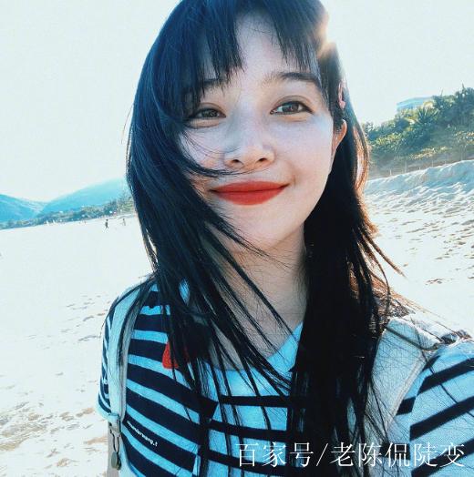 闽清子太潇洒了,刚接的头发又剪成超短发,太帅气了