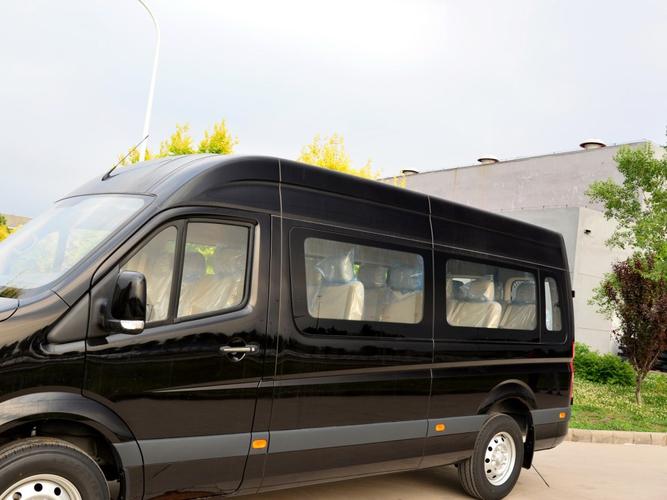 福田汽车 图雅诺 2015款 2.8t商旅版长轴isf2.