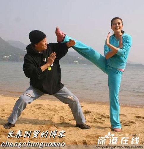 梁小龙/梁小龙和妻子宋骧